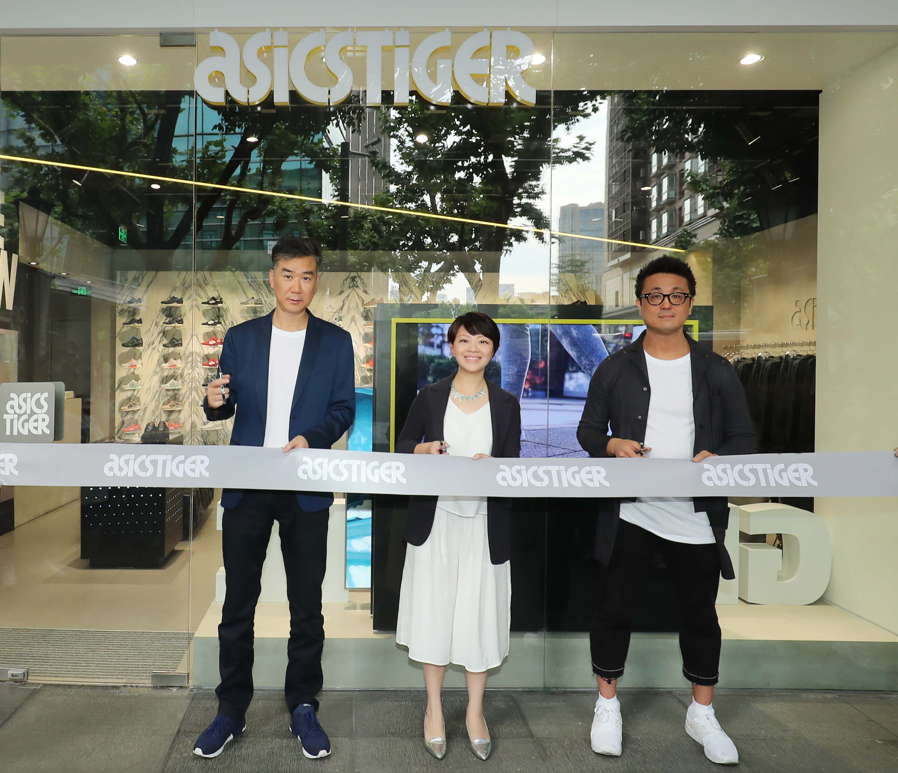 estante Disgusto Adular The International Sneakerhead Community Is Actually Influential | ASICS  opens Shanghai Store – ARCH-USA